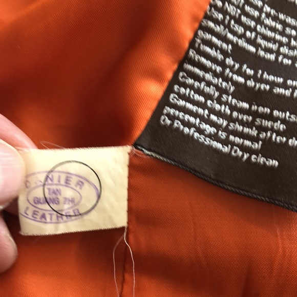 Danier orange washable leather jacket with white top stitching - Picture 9 of 14